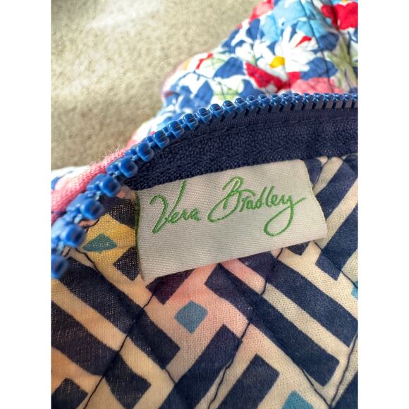 Vera Bradley Large Travel Duffel Bag Floral Quilted Overnight Summer Cottage - Picture 2 of 6